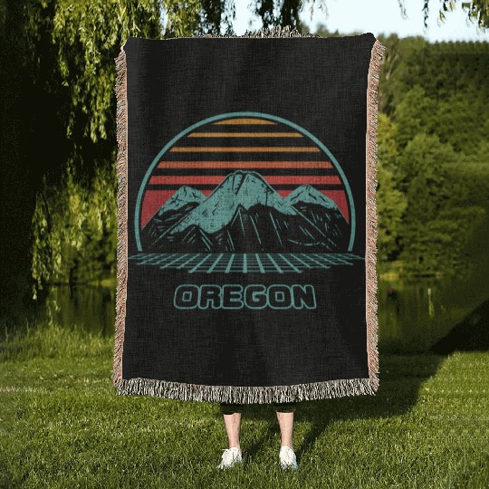 Oregon Mountain Hiking 80S Style Woven Blankets
