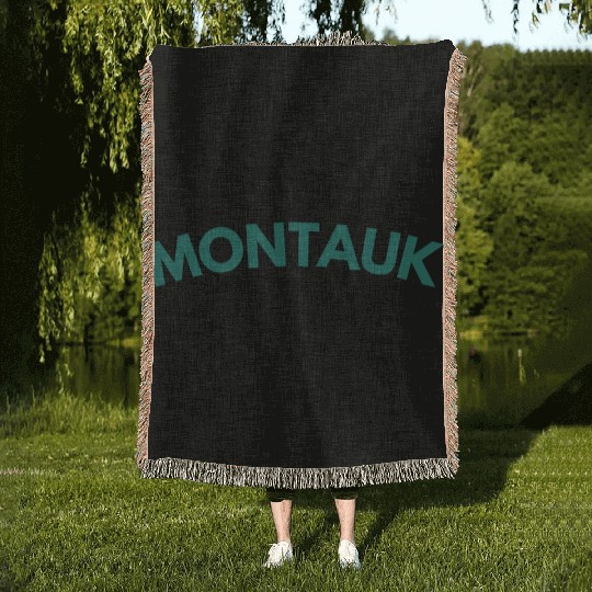 Montauk New York Vintage College Style (Green) Woven Blankets