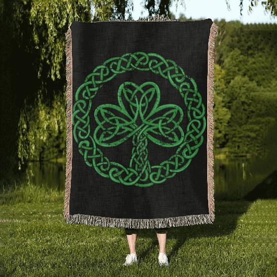Celtic Knot Irish Shamrock 3 Leaf C St Pats Woven Blankets