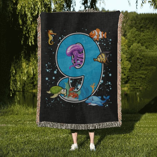 9th birthday Aquarium Fish lover 9 Year Old Sea Woven Blankets