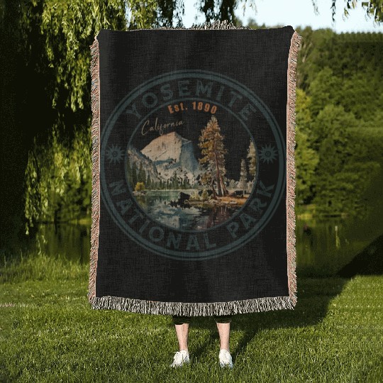 Yosemite National Park Vintage Style Half Dome Woven Blankets