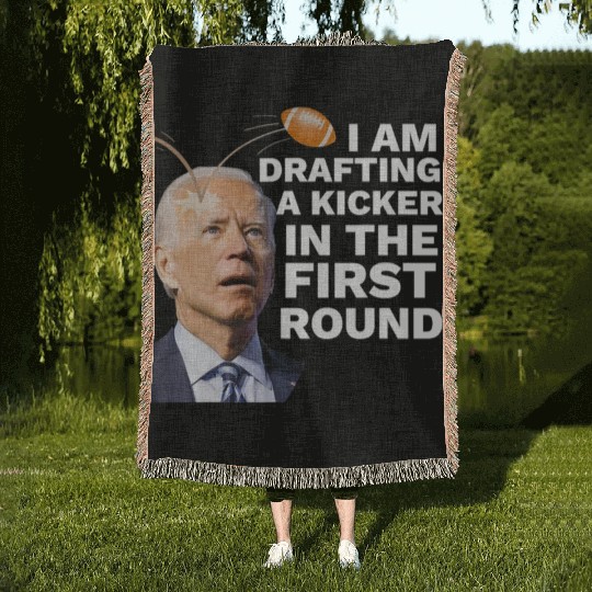 Confused Drafting Kicker Funny Fantasy Football Woven Blankets