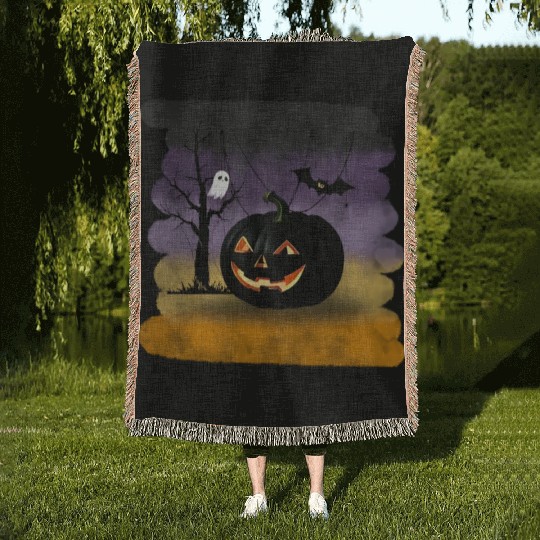 "The Midnight Pumpkin" Woven Blankets