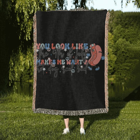 4th of july makes me want a hot dog real bad Woven Blankets