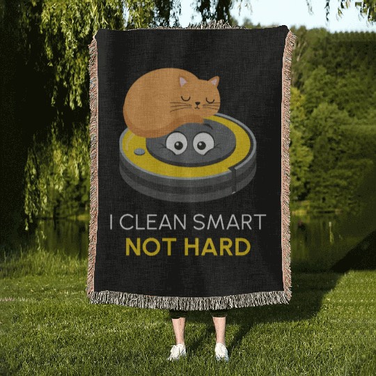 I Clean Smart Cat Kitten Robot Vacuum Woven Blankets