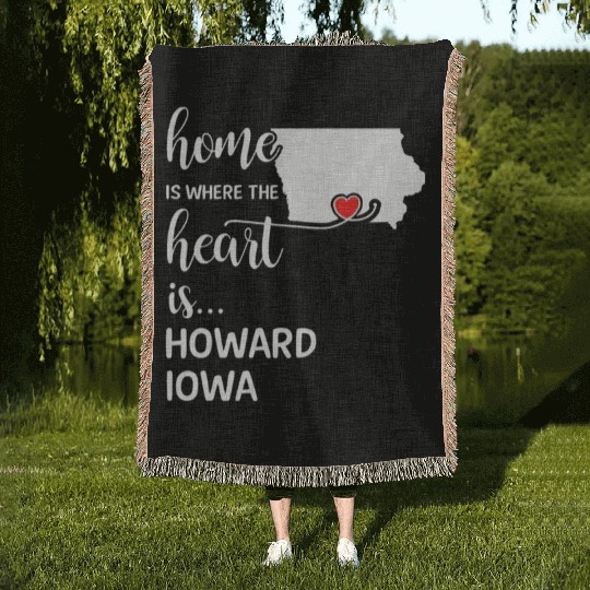 Howard County Iowa Is Where My Heart Is Gift Woven Blankets