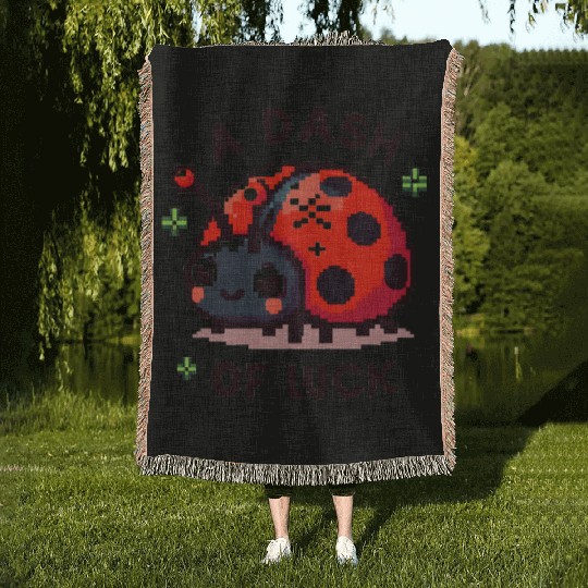 Ladybug: A dash of luck Woven Blankets