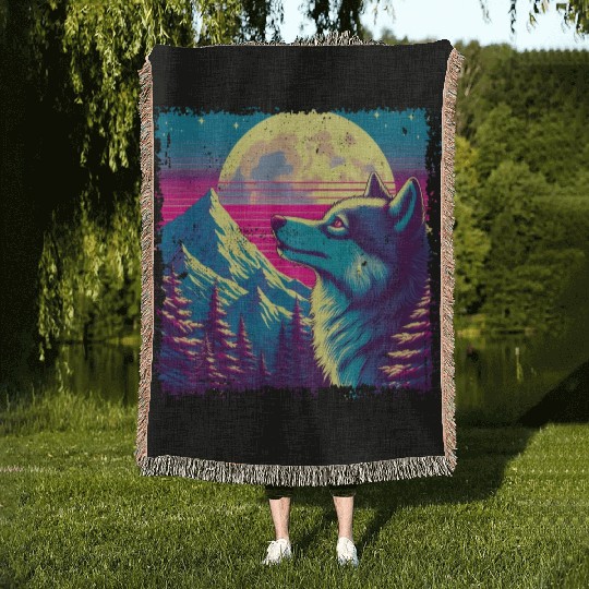 Retro Wolf Gazing at the Moon Woven Blankets