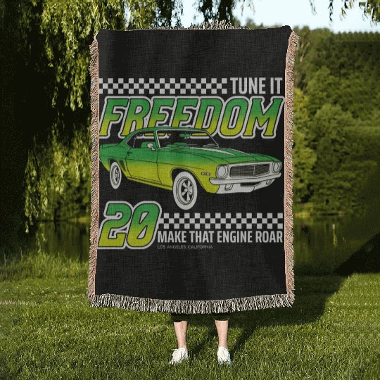 Racing OLD car illustrated | muscle car Woven Blankets