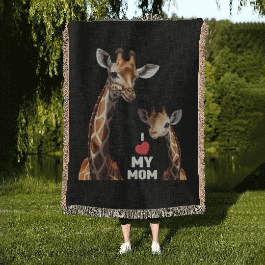 I Love My Mom Giraffe Happy Mother's Day Woven Blankets