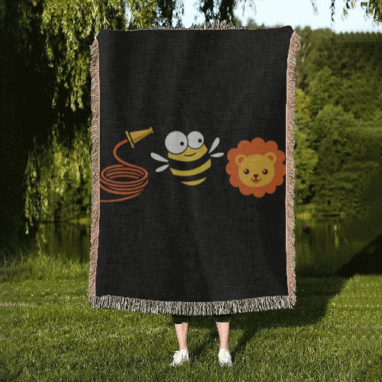 Hose Bee Lion Funny Who's Be Lying Woven Blankets