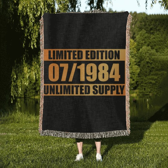 40th birthday Limited Edition - ꝏ Supply 07/1984 Woven Blankets