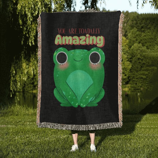 Toad with funny quote Woven Blankets