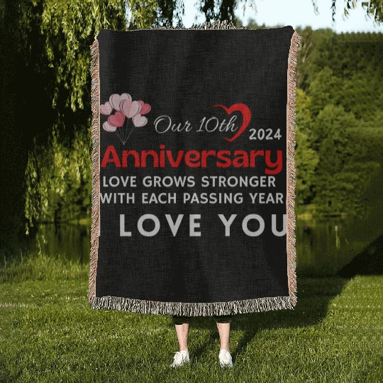 10thAnniversary I Love You Woven Blankets