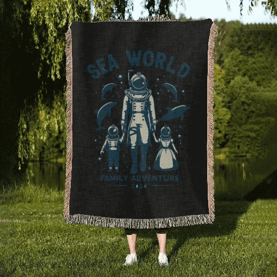 Sea World Family Adventure 2024 Woven Blankets