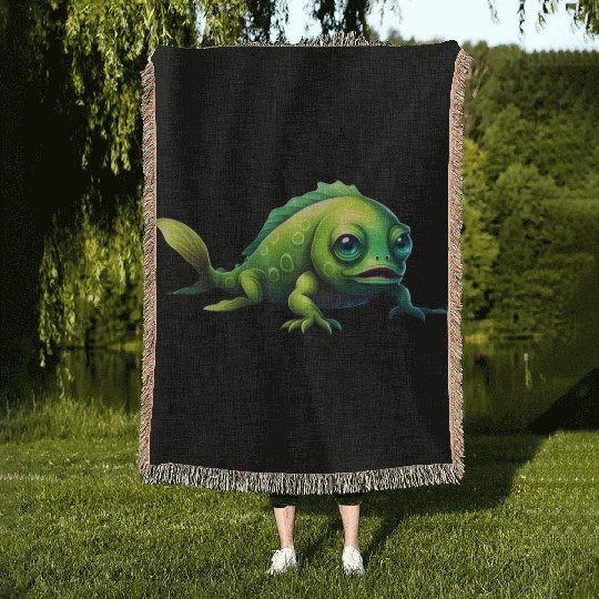 Monster Fish Green Color Crawling on the Seabed Woven Blankets