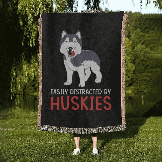 Siberian Husky Dog Easily Distracted By Huskies Woven Blankets