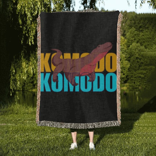 Fierce Komodo Dragon Woven Blankets