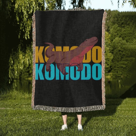 Fierce Komodo Dragon Woven Blankets