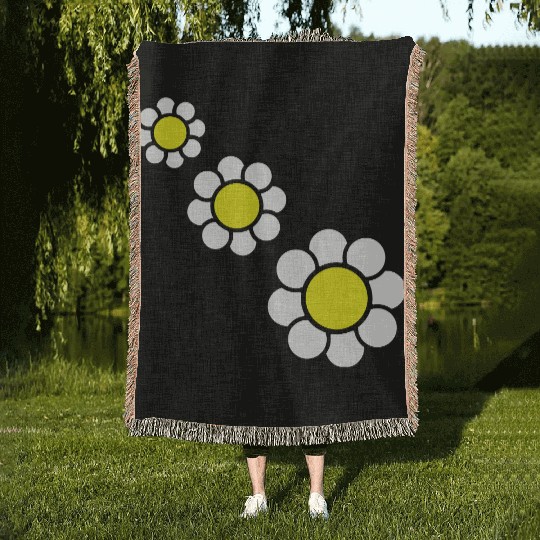 3 White Daisies Flowers Spring Summer Pretty Woven Blankets
