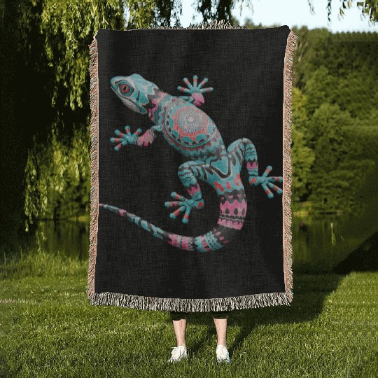 Cute Chameleon for Lizard Pet Lover Woven Blankets
