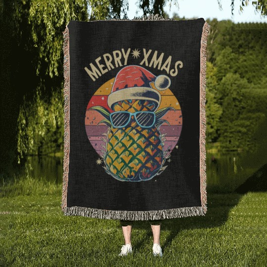 Pineapple Christmas Woven Blankets