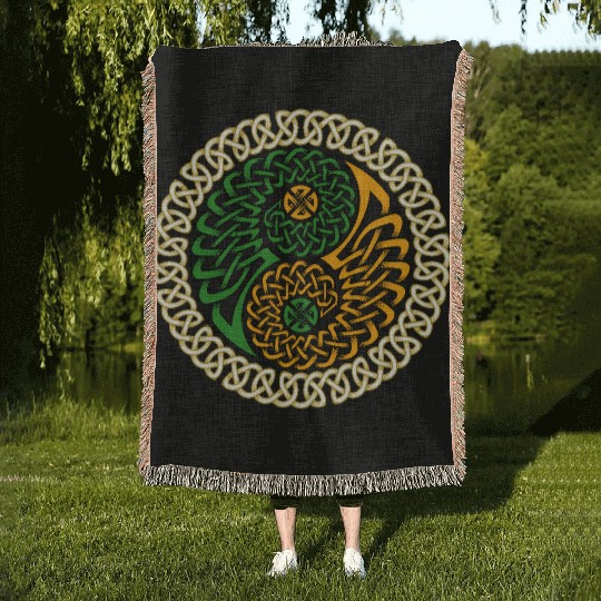Spiritual Irish Yin & Yang Celtic Knot Woven Blankets