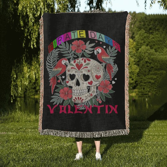 Skull Heart Valentines Day Pirate Flag for Women Woven Blankets