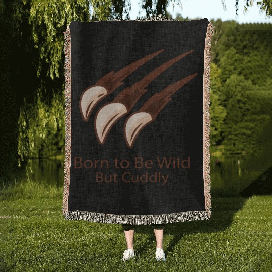 Born to Be Wild – But Cuddly Cuddles with Claws Woven Blankets