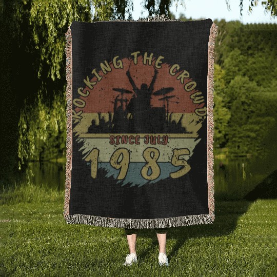 40th Birthday Rocking the crowd DRM 07/1985 Woven Blankets