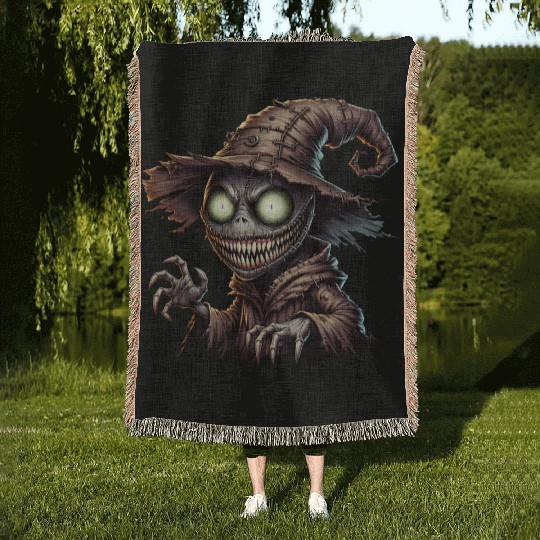 Evil Scarecrow Witch – Creepy Halloween Horror Woven Blankets
