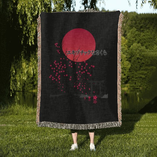 Iconic Sakura Flower Woven Blankets
