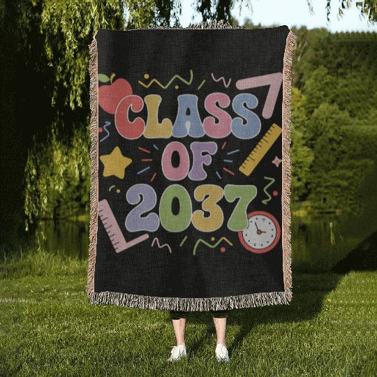 Class of 2037 Grow With Me, Funny back to school Woven Blankets