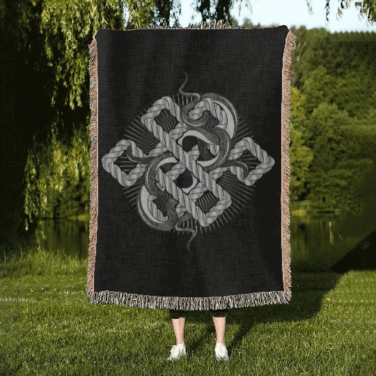 Silver Snake Knot – Mystical & Elegant Woven Blankets