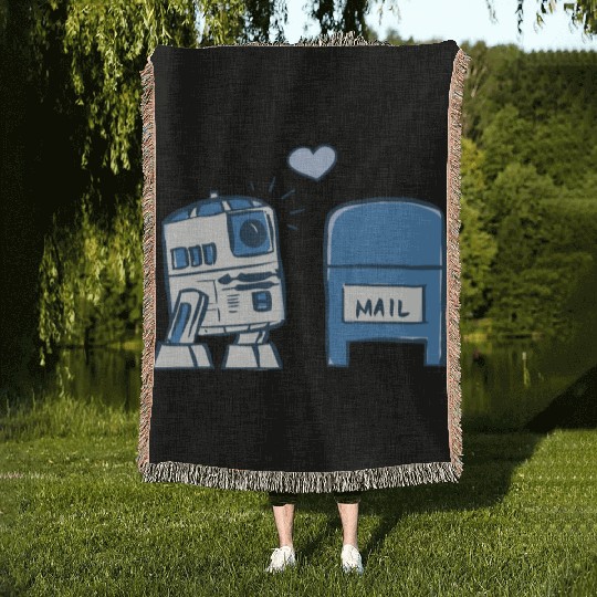 Funny Star Wars r2d2 comic Woven Blankets