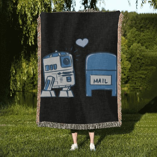 Funny Star Wars r2d2 comic Woven Blankets