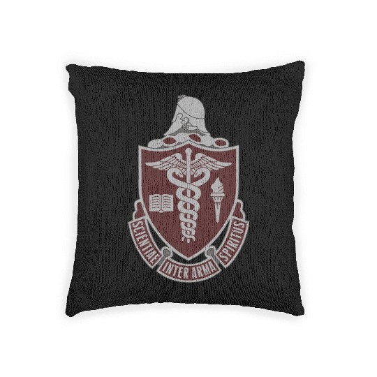 Walter Reed Army Medical Center distinctive unit i Woven Pillows