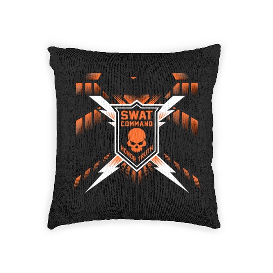hawk crest mma Woven Pillows