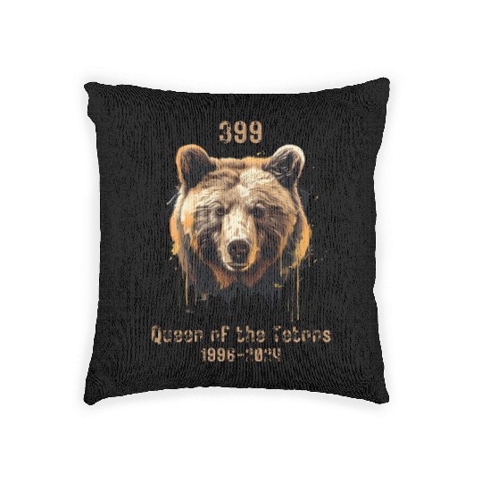 399 Queen of the Tetons National Park 1996 - 2024 Woven Pillows