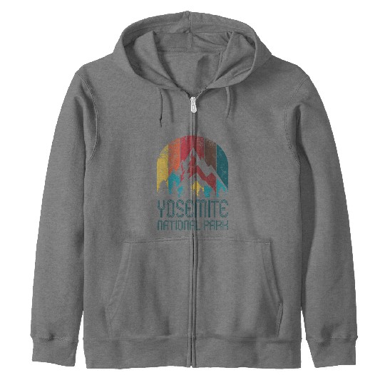 Discover Yosemite National Park Gift or Souvenir T Shirt Zip Hoodies