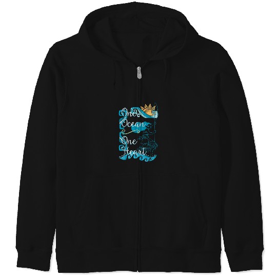 Disney Moana One Ocean Heart Colorful Waves Grap Zip Hoodies