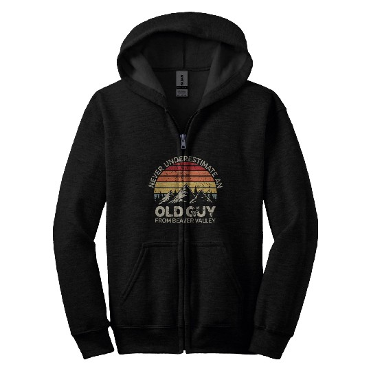 Retro vintages Never underestimate an old Guy Beaver Valley Zip Hoodies