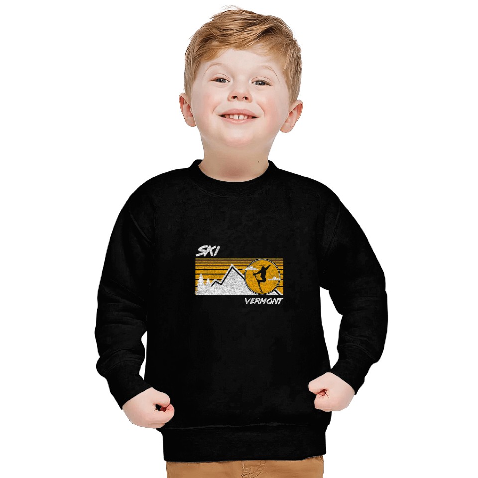 Skiing Ski Vermont Retro Distressed Skiing Tee Sweatshirts