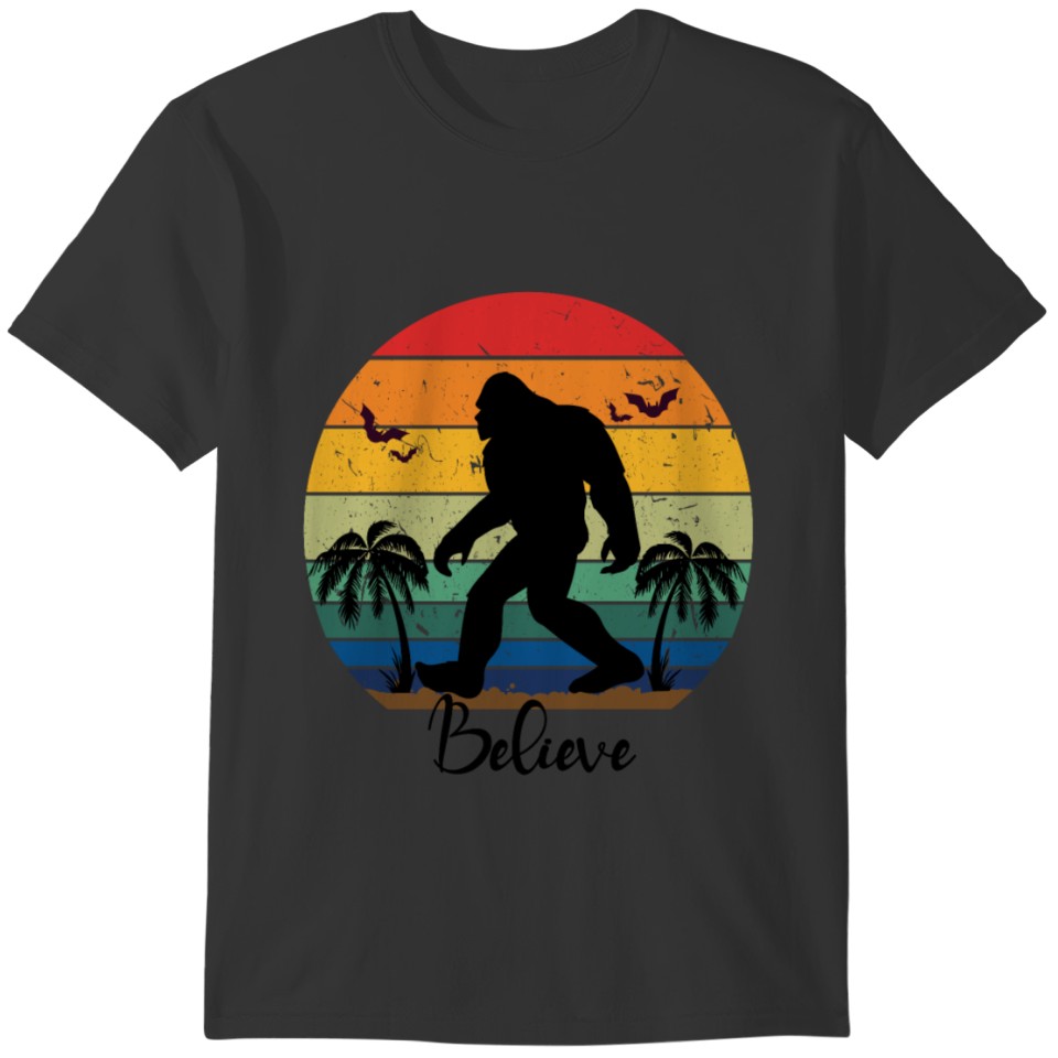 Bigfoot Christmas Gift For Men Believe Girl Retro T-shirt