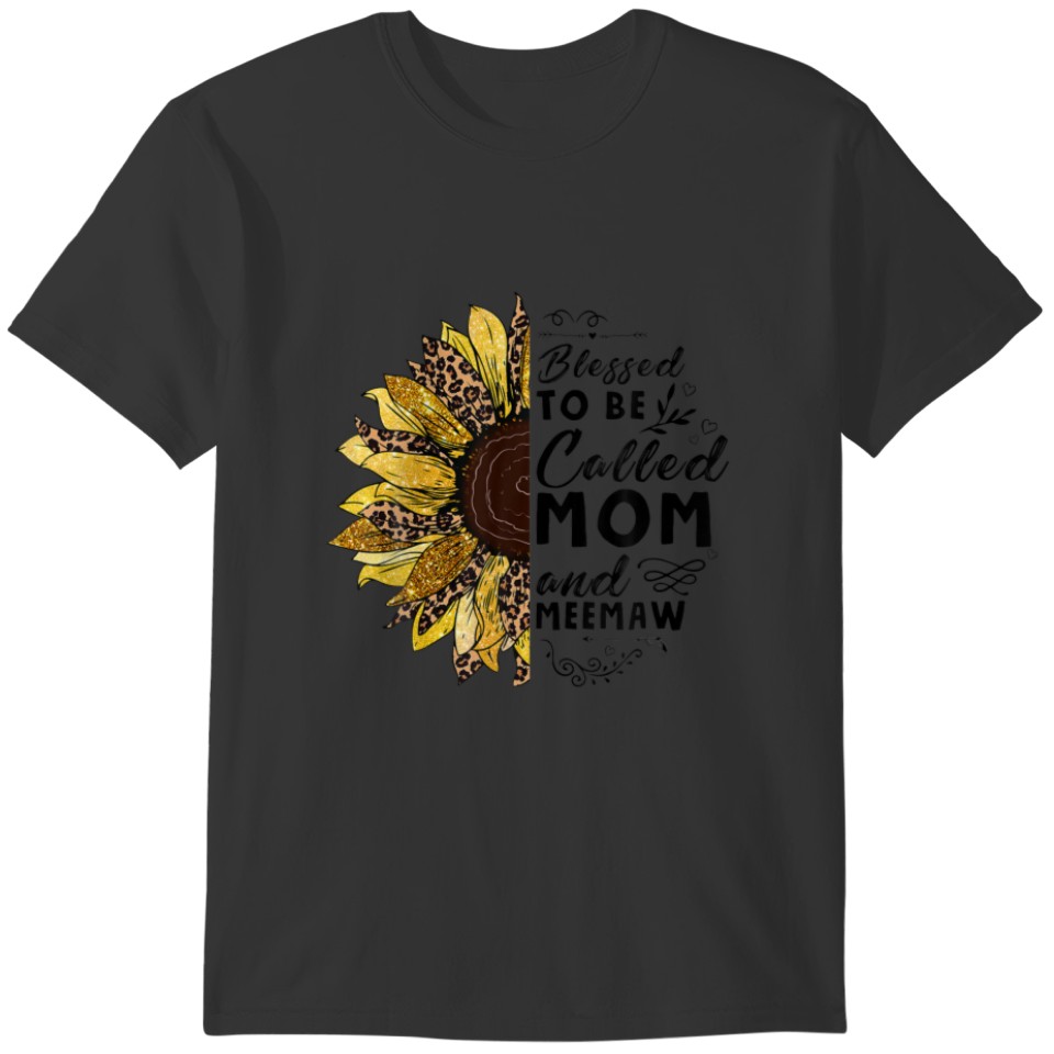Blessed To Be Called Mom And Meemaw Sunflower Moth T-shirt