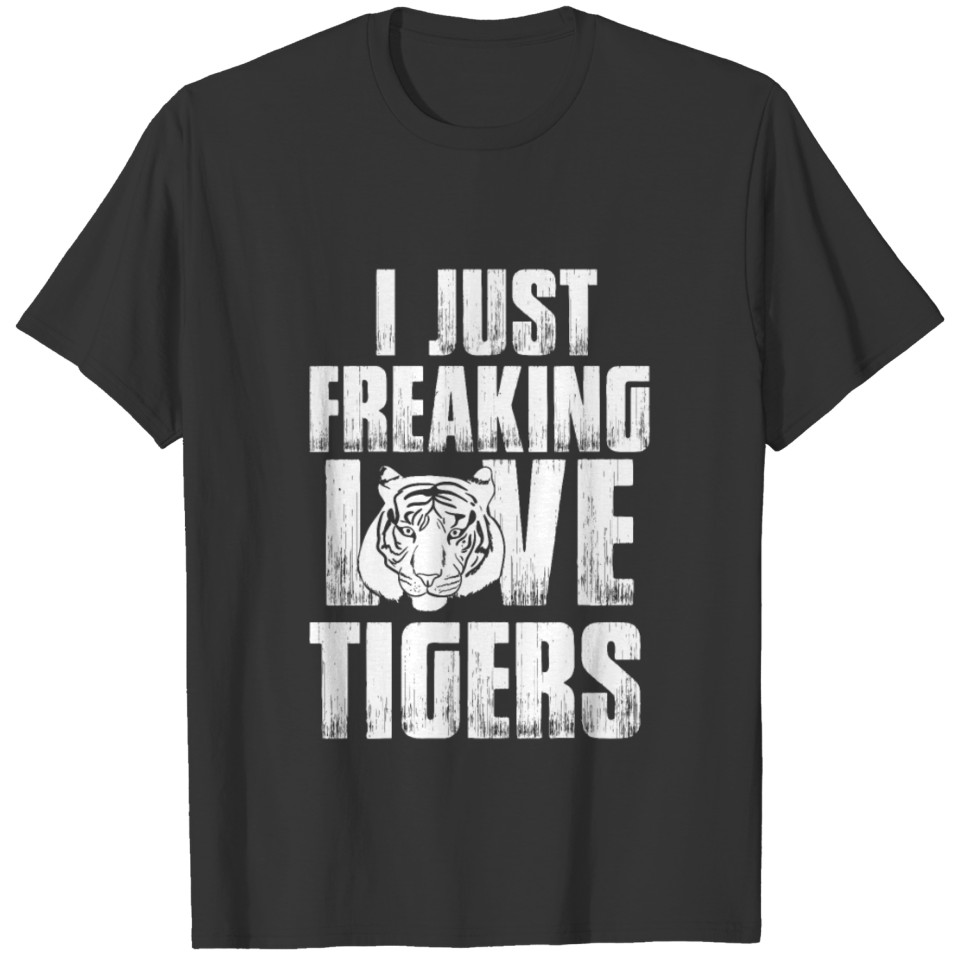Tiger love animal wild gift T-shirt