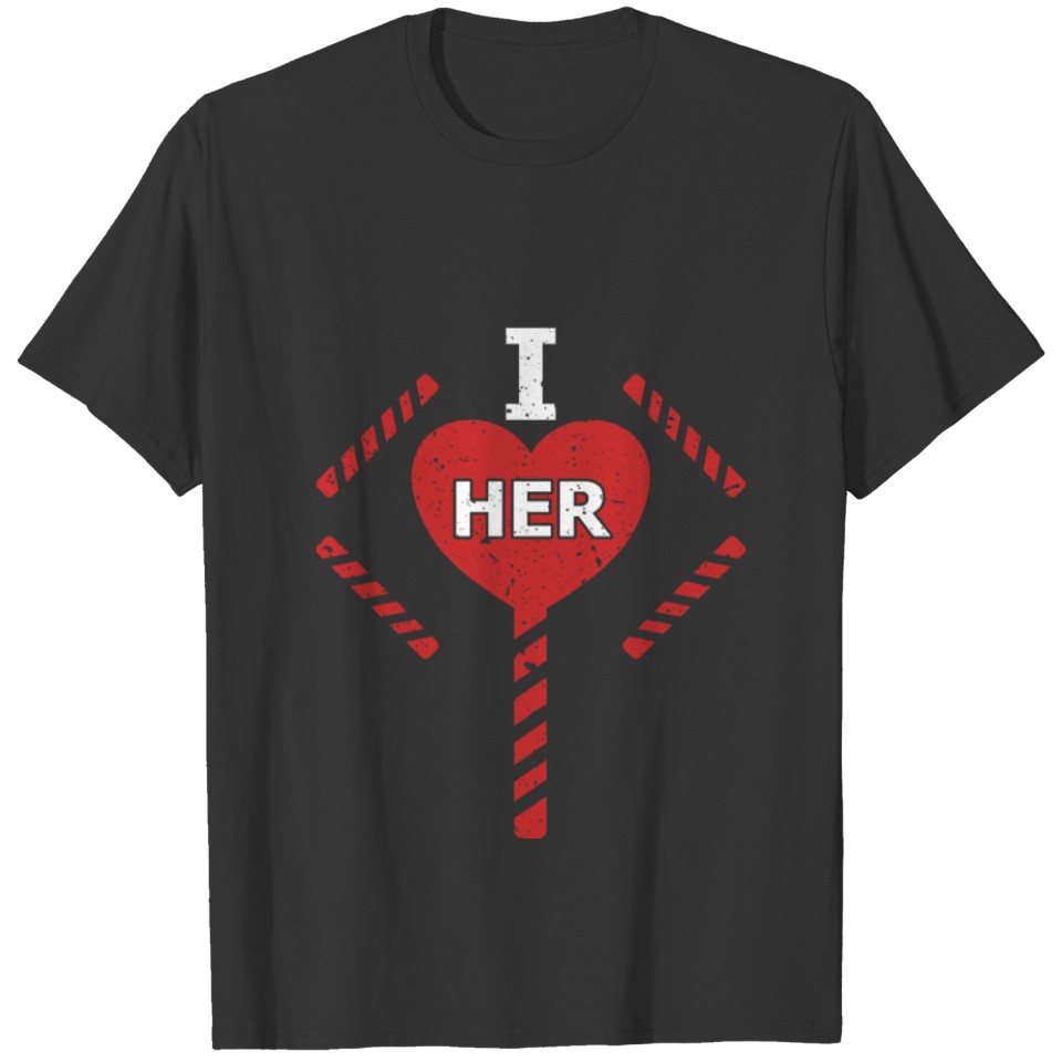 I LOVE HER GIFT FOR VALENTINE´S DAY HIM HER T Shirts