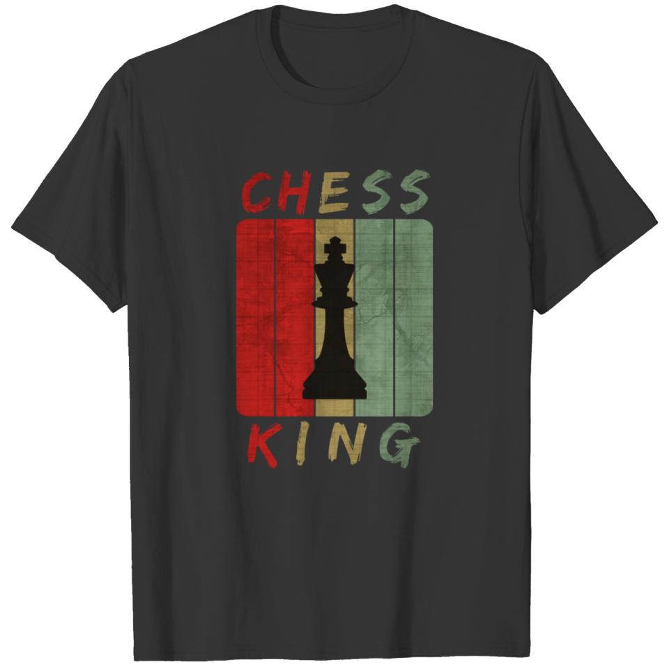 Chess King Vintage Design / Gift Thinking Sport T-shirt