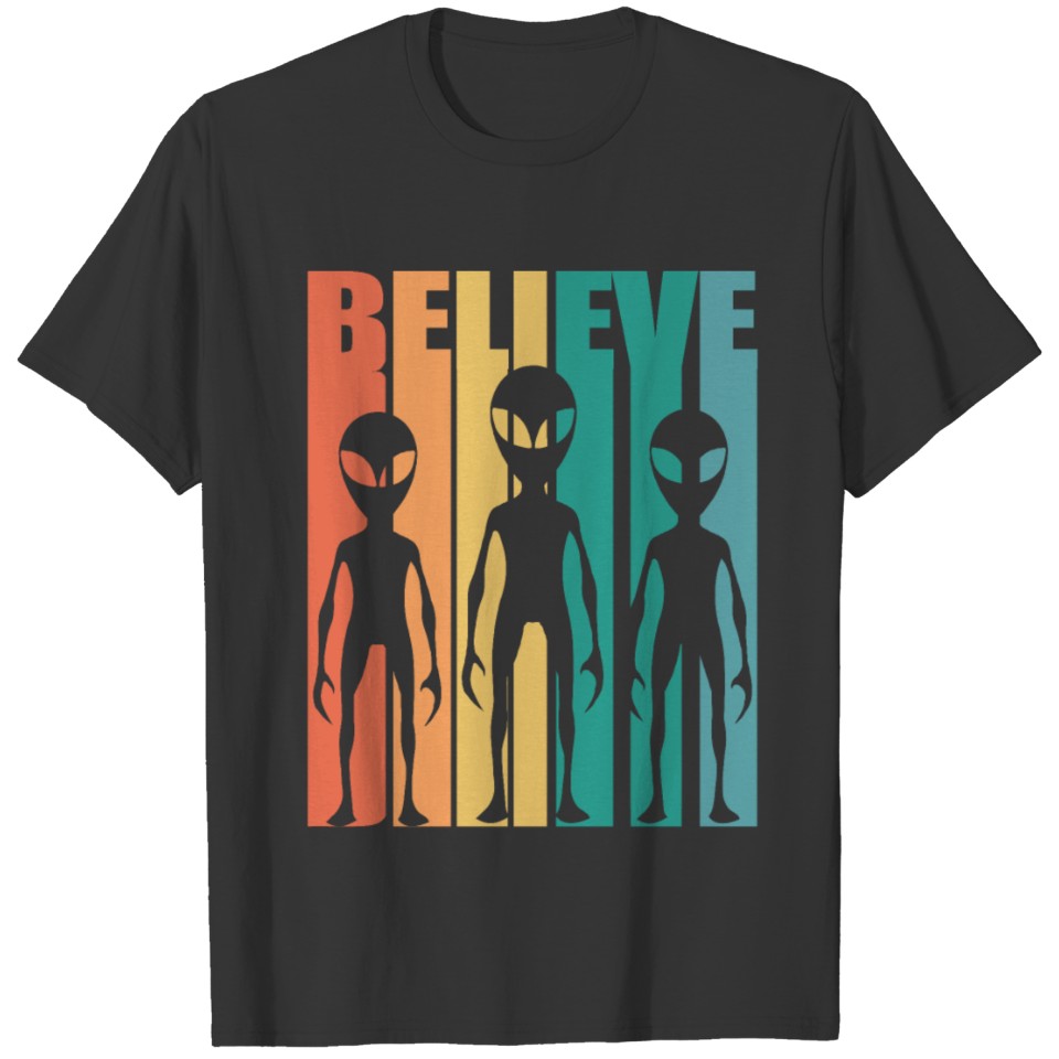 I Believe Retro Vintage design Classic Alien UFO T Shirts