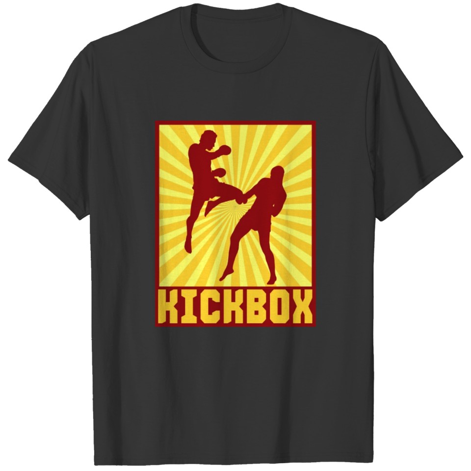 Cool design showing two kickboxers engaged in com T-shirt